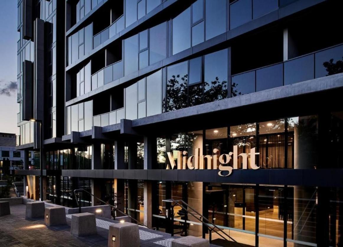 2 Bed 2 Bath Luxury Apartment In Braddon Canberra - Free Heated Pool, Gym, Parking Exterior photo